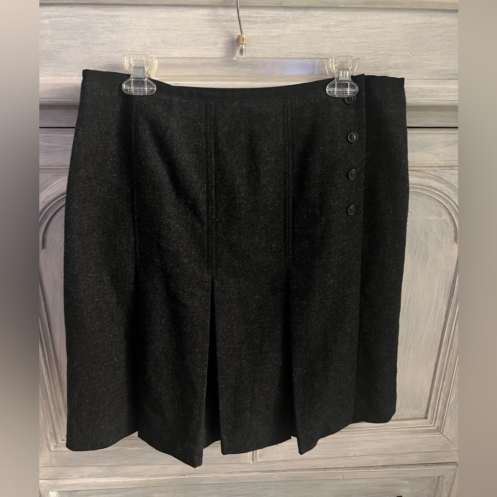 Brooks Brothers Black A-Line Skirt